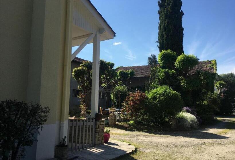اتاق استاندارد, Villa Dufresne