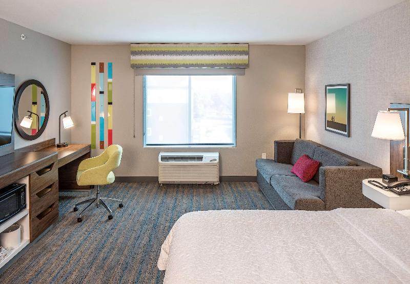 Suite Adapted for people with reduced mobility, Embassy Suites San Antonio Riverwalk Downtown