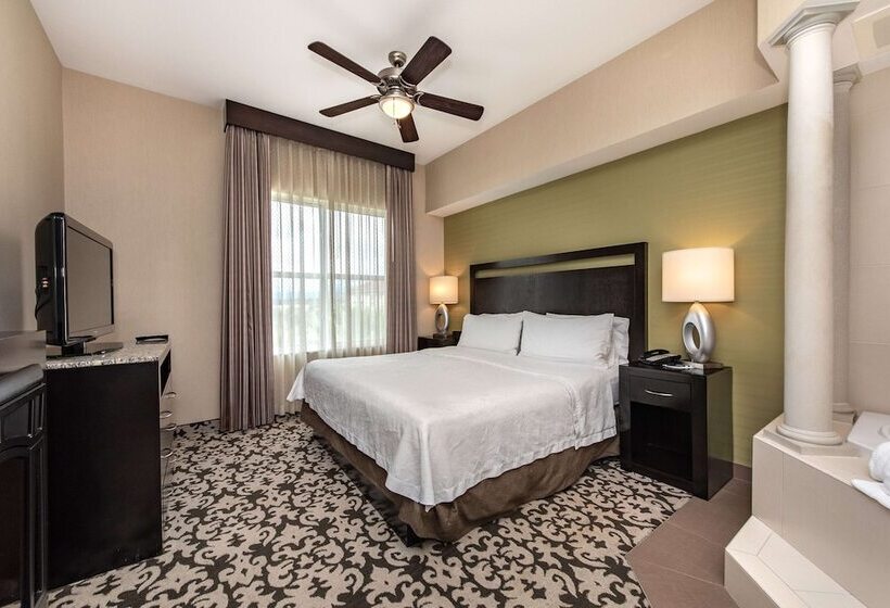 Люкс 2 Спальни, Homewood Suites By Hilton Oxnard/camarillo