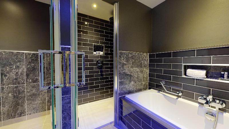 سوئیت 2 خوابه, & Suites Quinta Magna