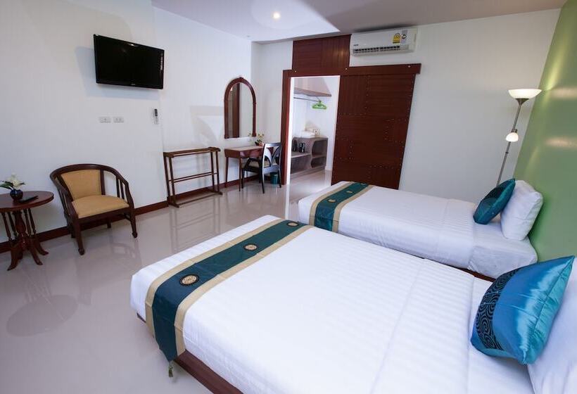 سوییت جونیور با بالکن, The Blueco Hotel Sha Plus