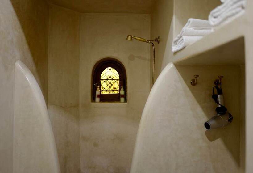 اتاق لوکس, Riad Dar Zaman