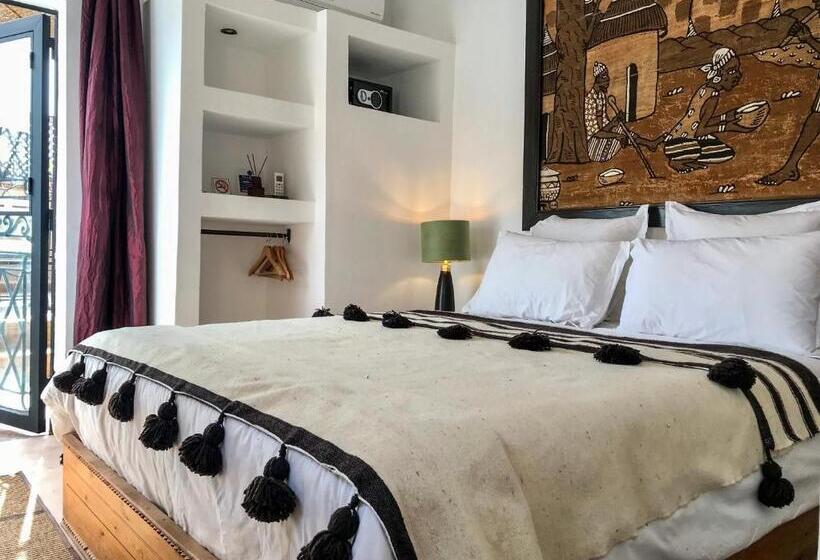 اتاق لوکس, Riad Dar Zaman