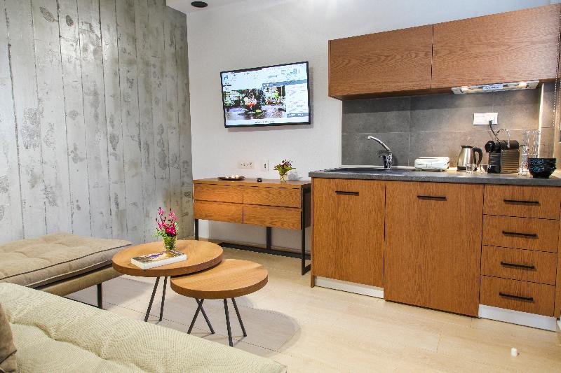 Suite with Pool, Royal Hotel And Suites