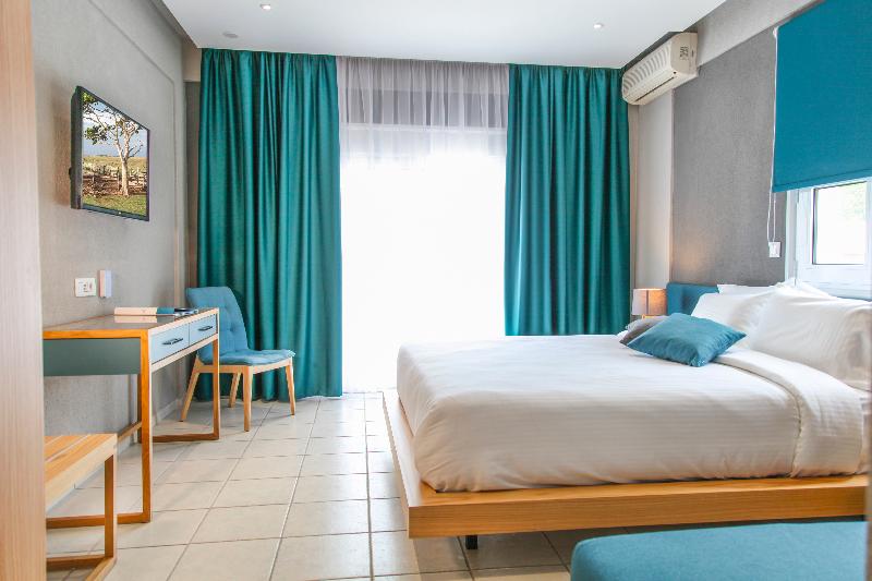 Студия Deluxe, Royal Hotel And Suites