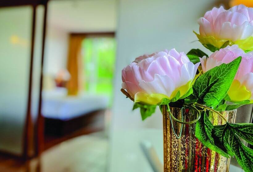سوییت, Sino House Phuket Hotel   Sha Plus
