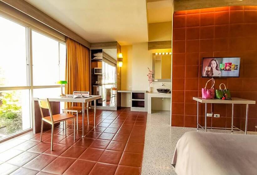 اتاق لوکس, Sino House Phuket Hotel   Sha Plus