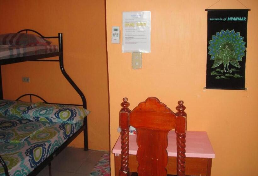 اتاق استاندارد سه نفره, Jcp Room Rentals