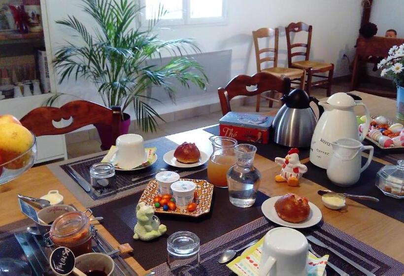 舒适三人间, Chambres Et Tables D Hotes  O Doux Matins  Aux Portes De Chinon