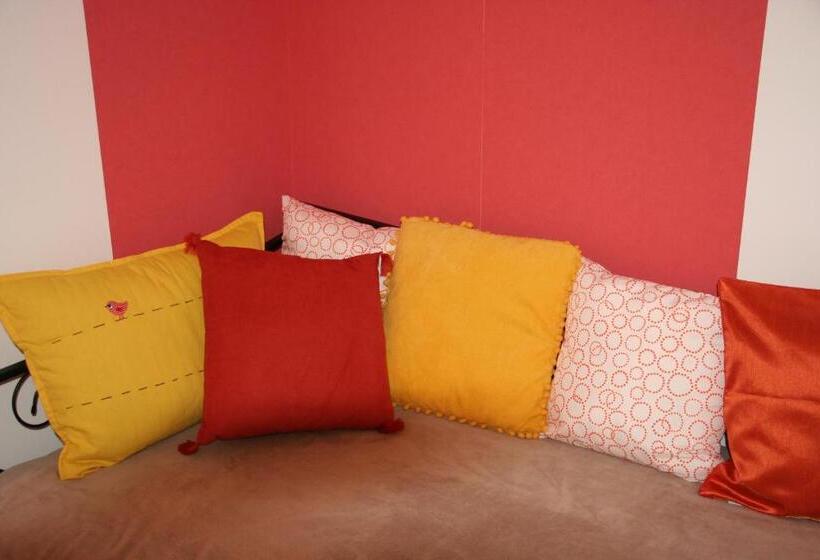 舒适三人间, Chambres Et Tables D Hotes  O Doux Matins  Aux Portes De Chinon