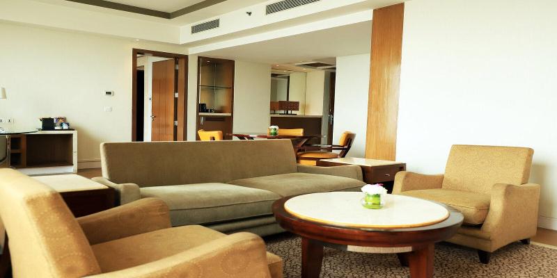 سوییت اجرایی, Crowne Plaza New Delhi Okhla, An Ihg