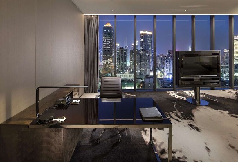 Полулюкс, Hilton Guangzhou Tianhe