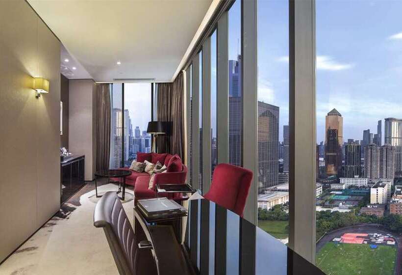 Полулюкс, Hilton Guangzhou Tianhe