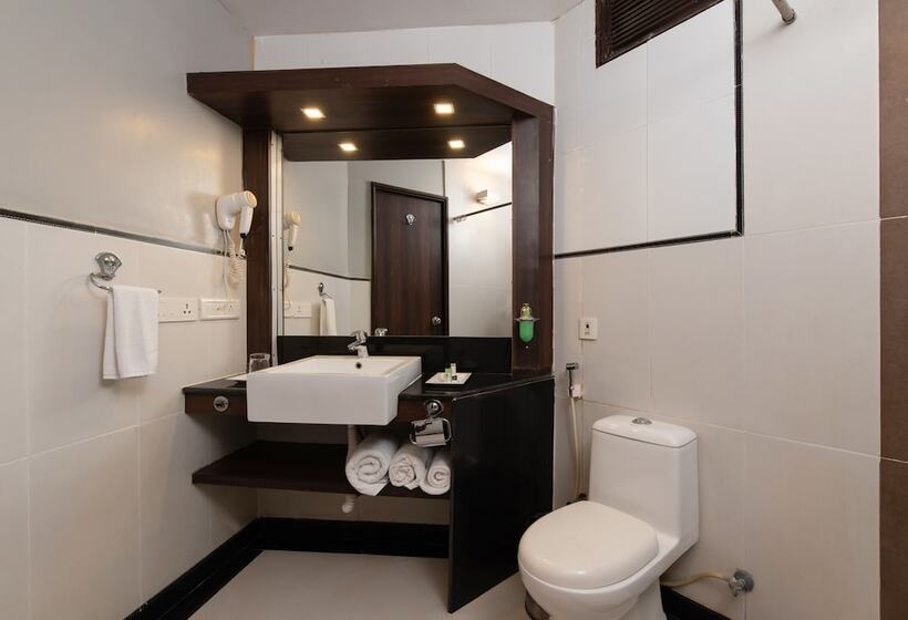 Студио Стандарт Вид на Бассейн, Living Room By Seasons Hotels
