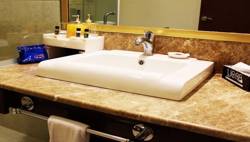 اتاق لوکس یک تخته, Skycity Hotel Gurgaon