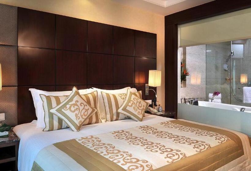 سوئیت رویال, Skycity Hotel Gurgaon