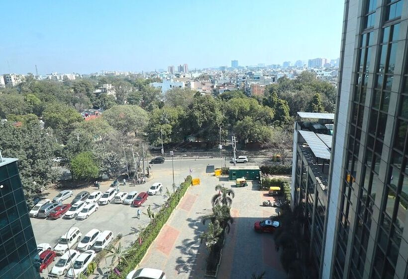 سوئیت رویال, Skycity Hotel Gurgaon