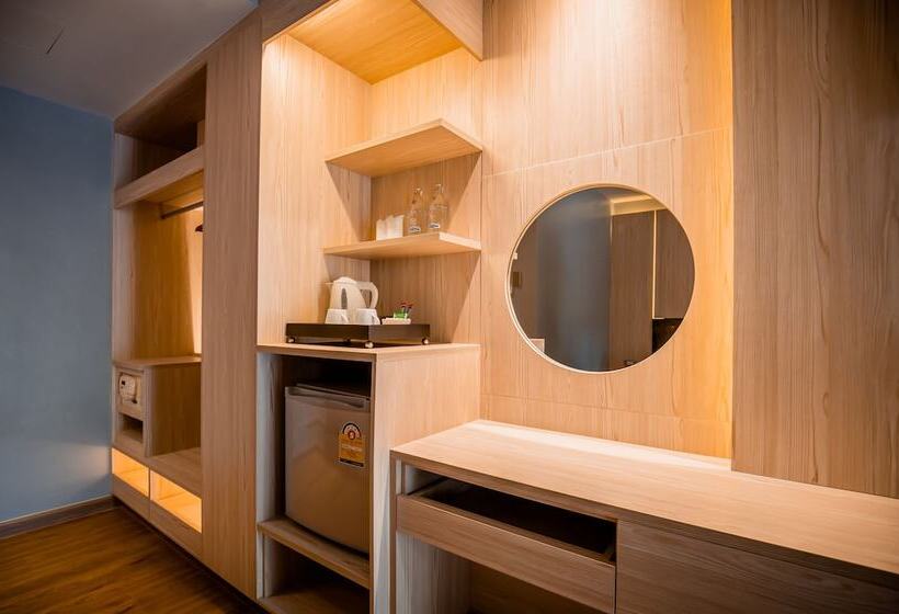 Номер Superior, Thanthip Beach Resort Patong