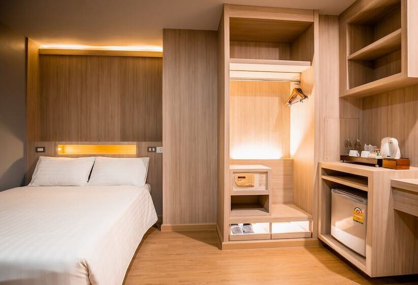 스탠다드 룸, Thanthip Beach Resort Patong