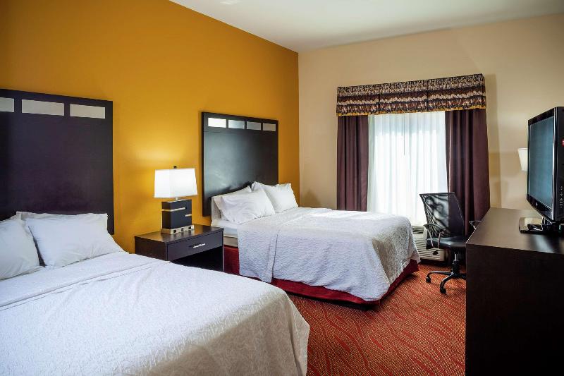 Номер Deluxe, Thanthip Beach Resort Patong