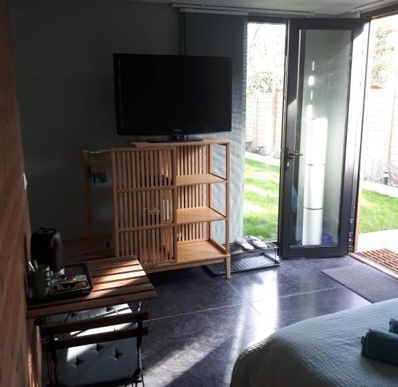 Номер Стандарт Вид на Сад, B&b Alegría