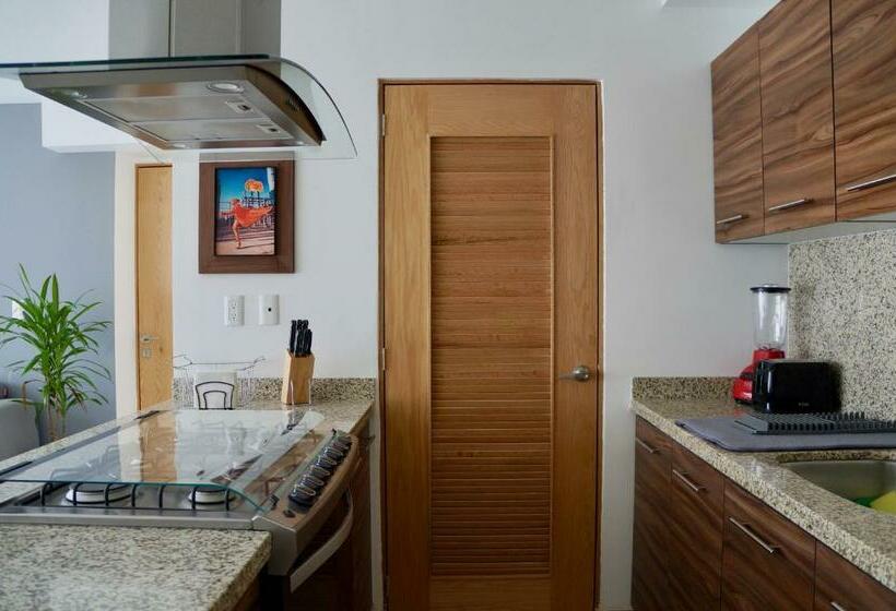 آپارتمان 2 خوابه, Metropolitan Suites