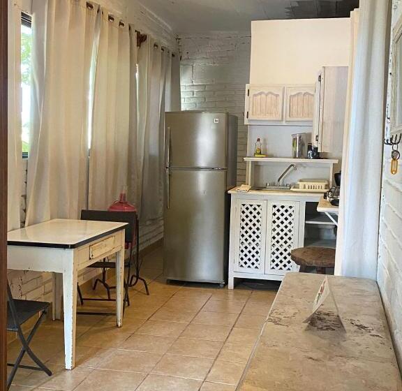 スタンダードバンガロー, Casa Maria En La Manzanilla