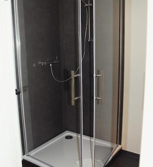 Апартаменты Superior 1 Спальня, Hometown Apartments