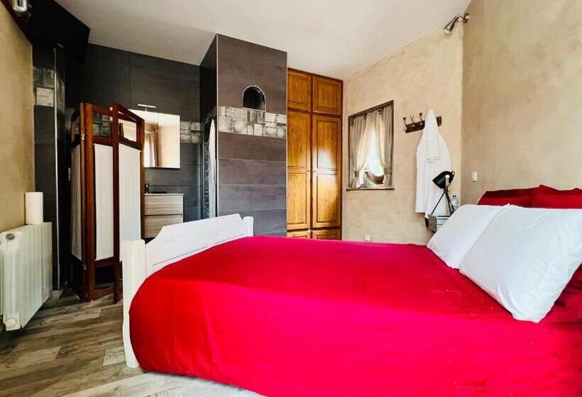 آپارتمان 1 خوابه با تراس, Le Mas Des Mathes, Chambres D Hôtes, Studios