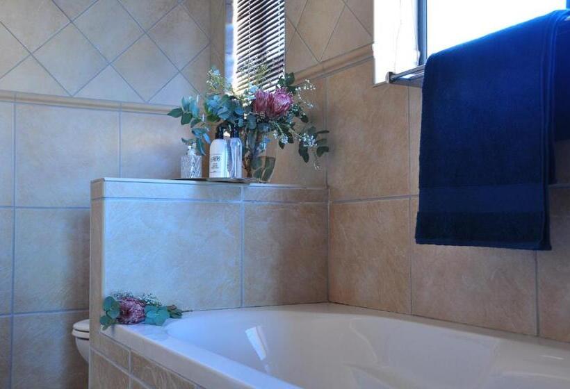 Номер Deluxe Вид на Море с Балконом, Zeezicht Guest House
