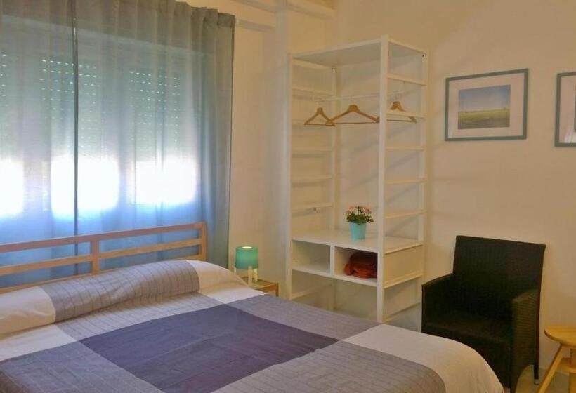 اتاق استاندارد سه نفره, Agorà Rooms