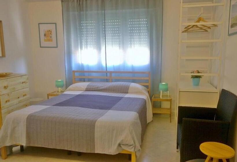 اتاق استاندارد سه نفره, Agorà Rooms