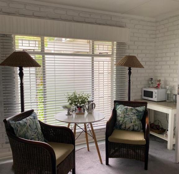 اتاق استاندارد, White River B & B