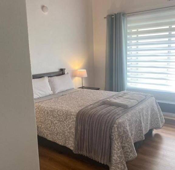 اتاق استاندارد با سرویس بهداشتی مشترک, White River B & B