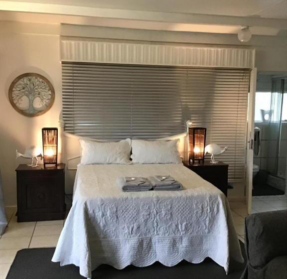 سوییت خانوادگی, White River B & B