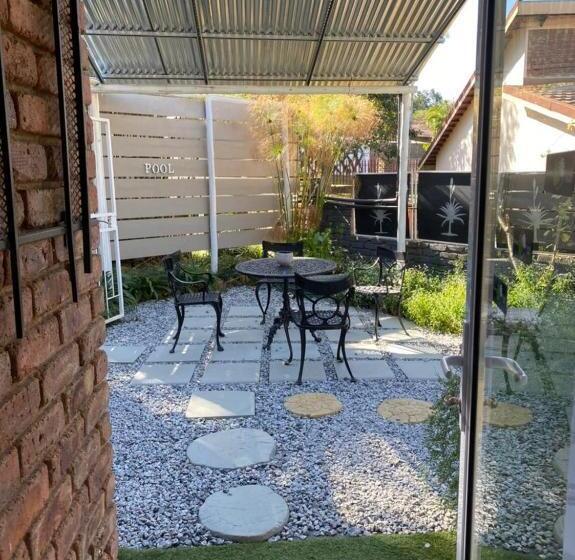 اتاق استاندارد, White River B & B