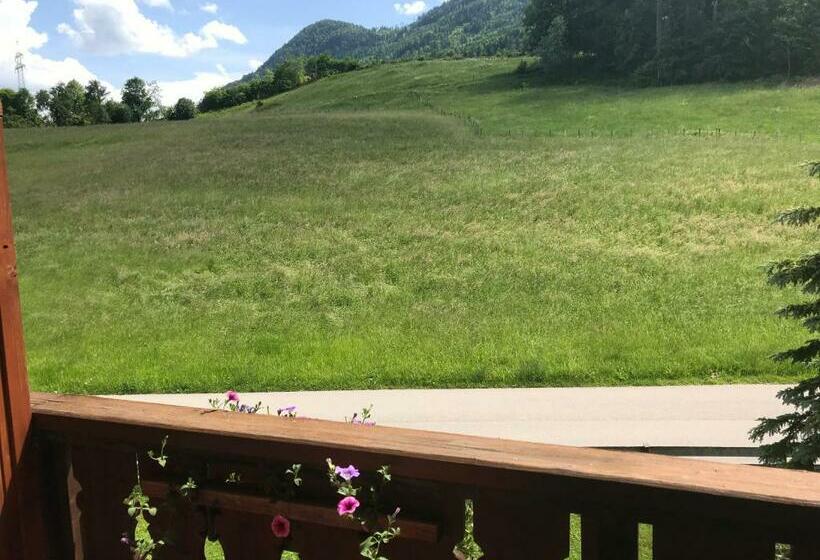 سوییت خانوادگی, Wagnermoosgut