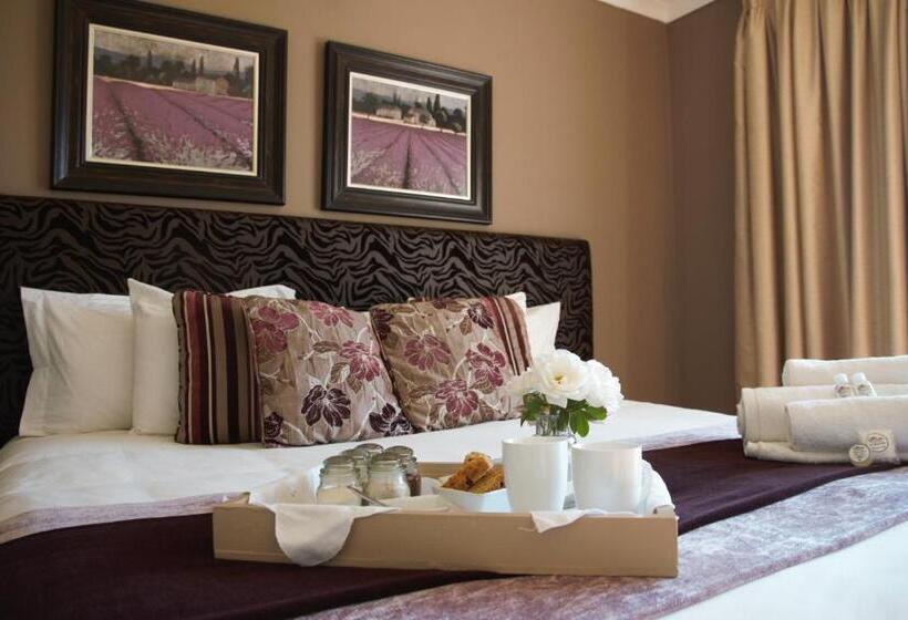 Номер Стандарт, Grasslands Conference And Wedding Venue