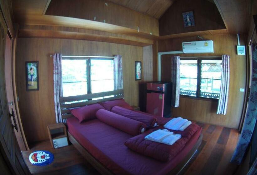 بانگلوی سوپریور, Jing Jo Boutique Bungalow
