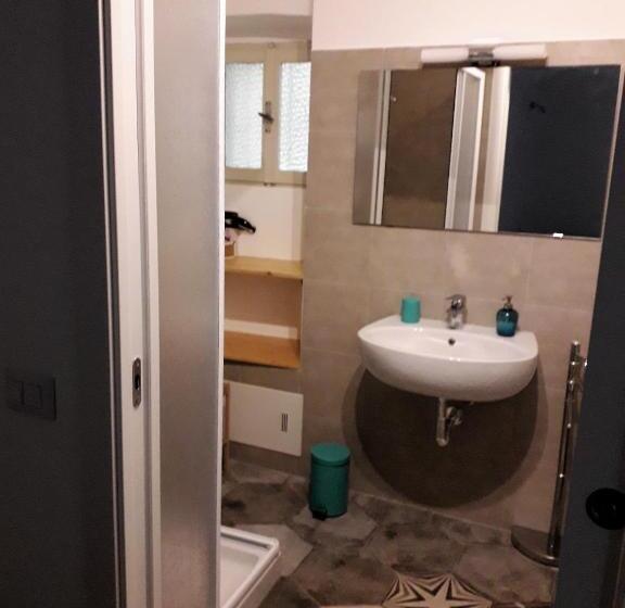 اتاق استاندارد, B&b Castellani