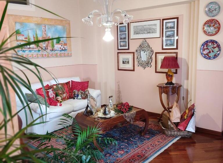 اتاق اکونومی, Lovely Casa Paola Villlafranca Centro Zimmer Rooms