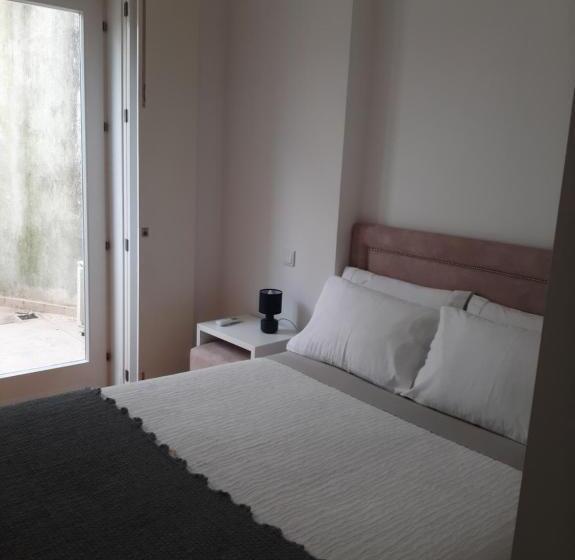 آپارتمان 1 خوابه با بالکن, Casa Da Travessa