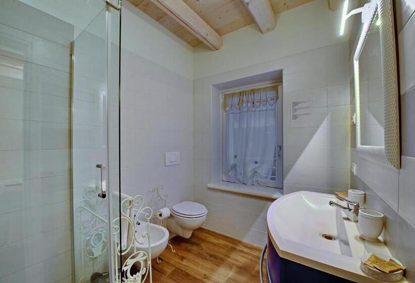 اتاق سوپریور چهار تخته, Villa Rossella Rooms