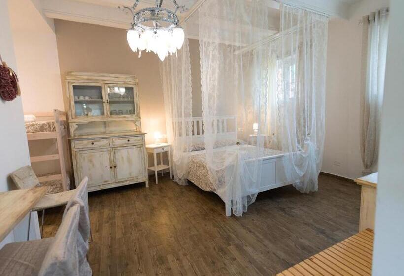 استودیو خانوادگی, Villa Rossella Rooms