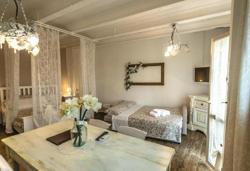 استودیو خانوادگی, Villa Rossella Rooms