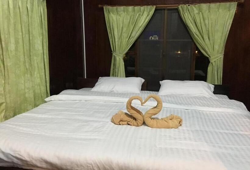 스탠다드 룸, Baan Maikhiangphu Wang Nam Khiao