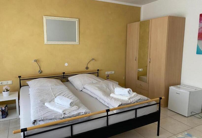 Номер Deluxe, Gästehaus Steinmann Großes Gästezimmer