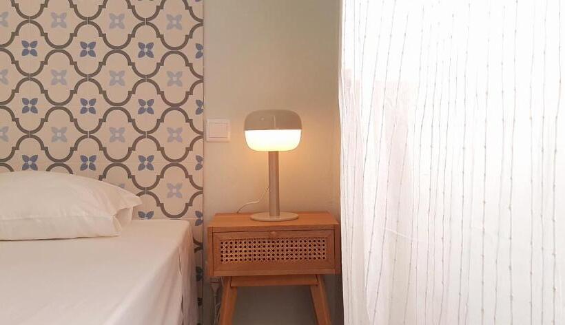 Standard room with outdoor bath, Hostel A Casa Da árvore