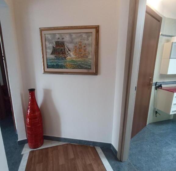 اتاق لوکس با چشم‌انداز دریا, Villa Patrizia