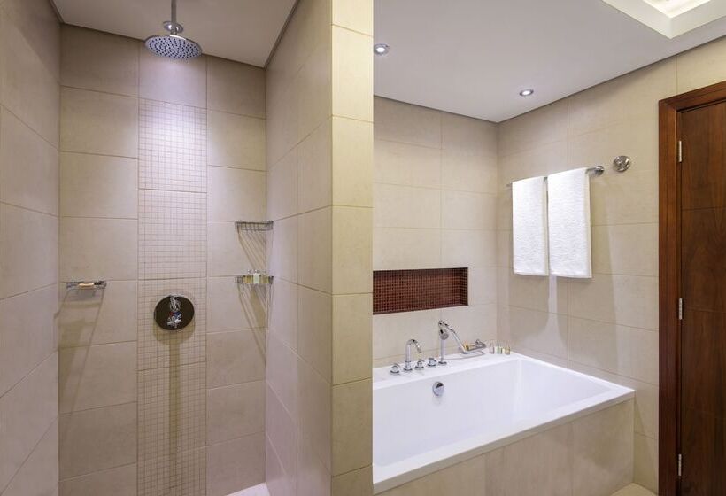 اتاق اجرایی, Fraser Suites Doha